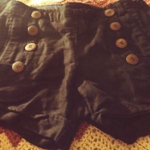 Esley shorts